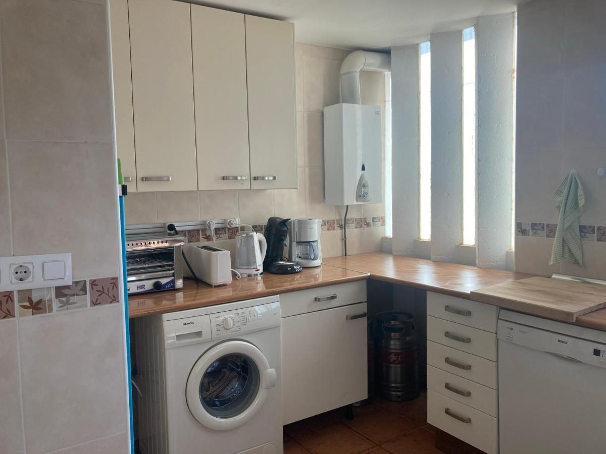 Chalet Adosado En Urbanizacion Con Precioso Jardin Denia Eksteriør bilde